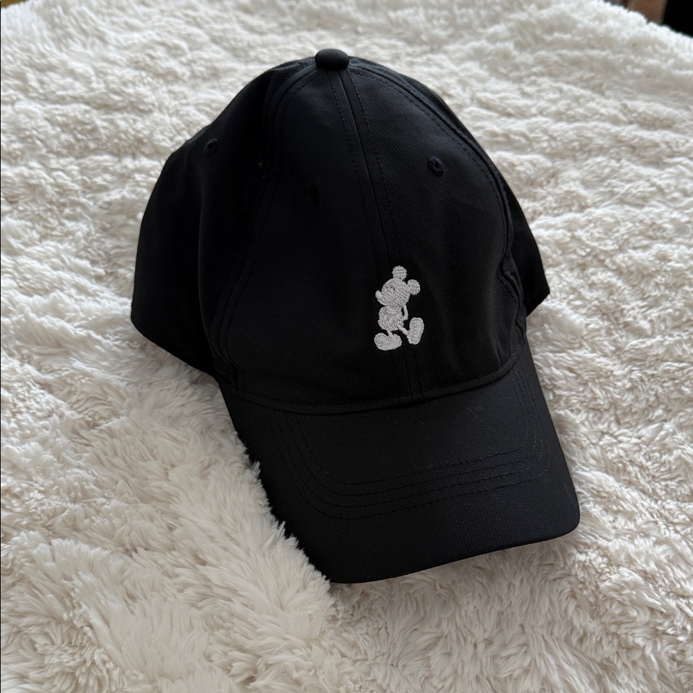 Black Nike Women’s Baseball Cap with Embroidered Mickey